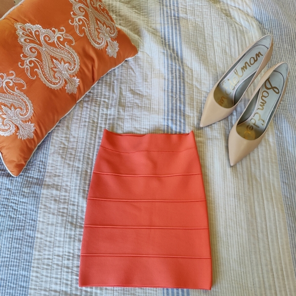 BCBGMAXAZRIA BodyCon Skirt Neon Orange XXS - Picture 2 of 5